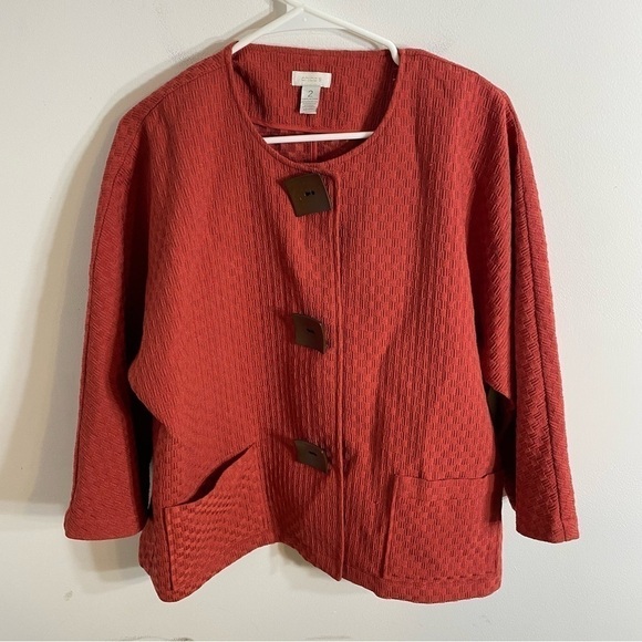 Chico’s Textured Wood Chunky Button Jacket Sz 2 Medium Cardigan Knit - Picture 3 of 5